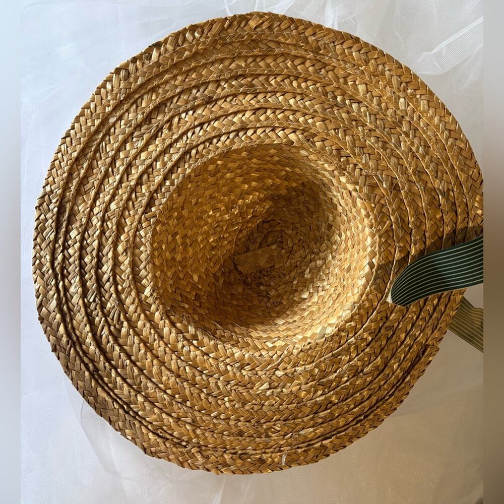 Cottagecore straw hat with floral and ribbon trim - Picture 8 of 11